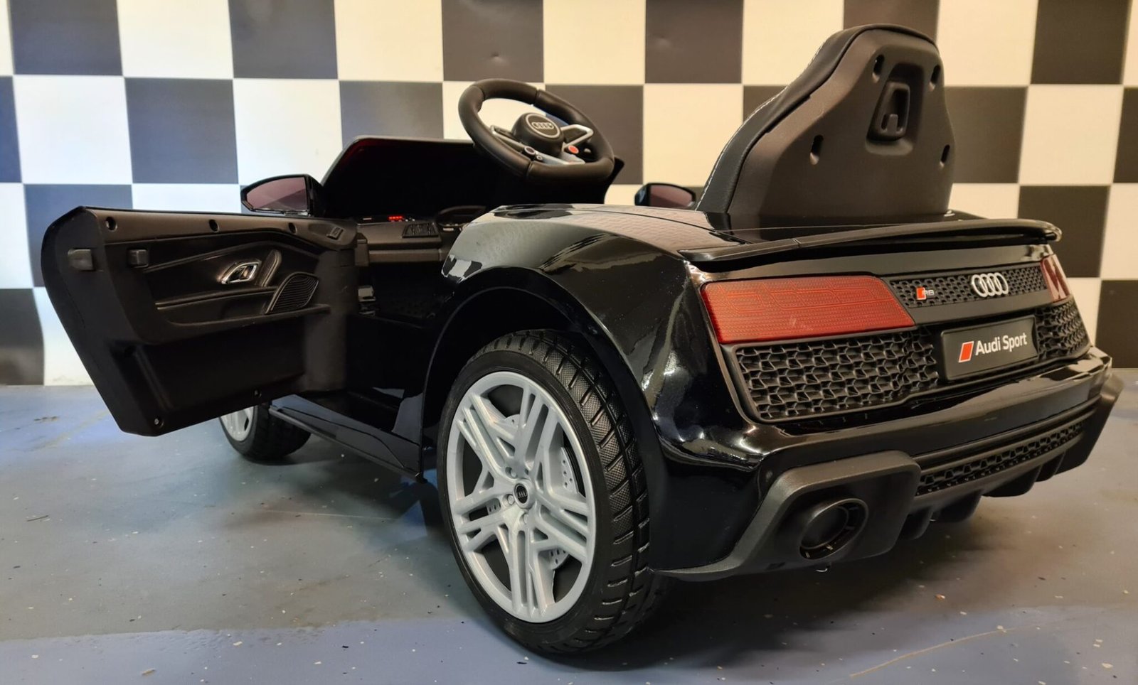 Audi-R8-accu-kinderauto-metallic-zwart