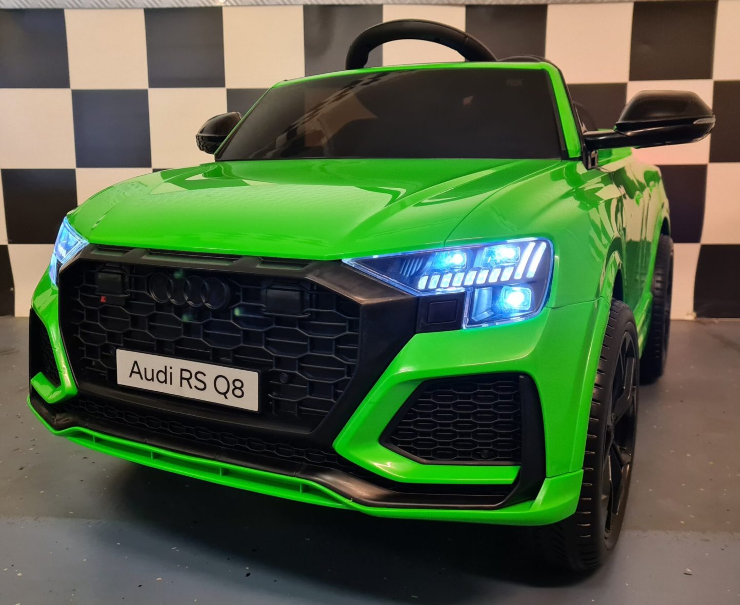 Battery Children’s Car Audi Q8 with Rc and 12 Volts 1 Person Green