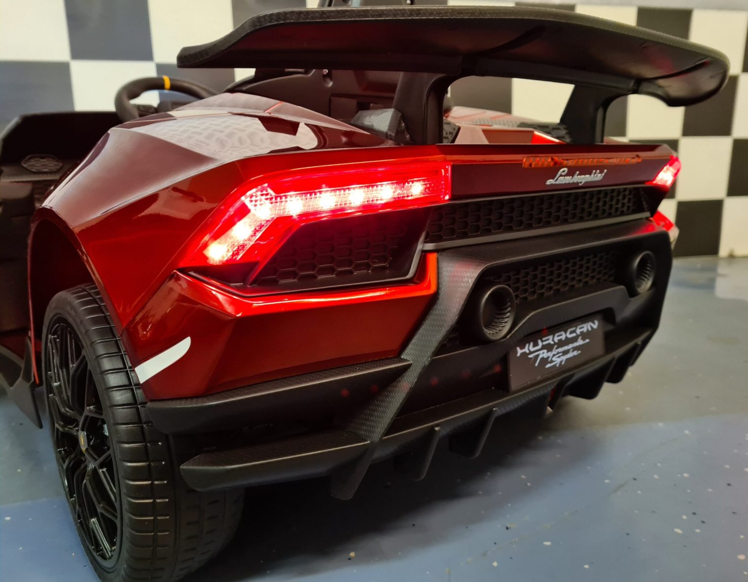 Huracan-Lamborghini-elektrische-kinderauto