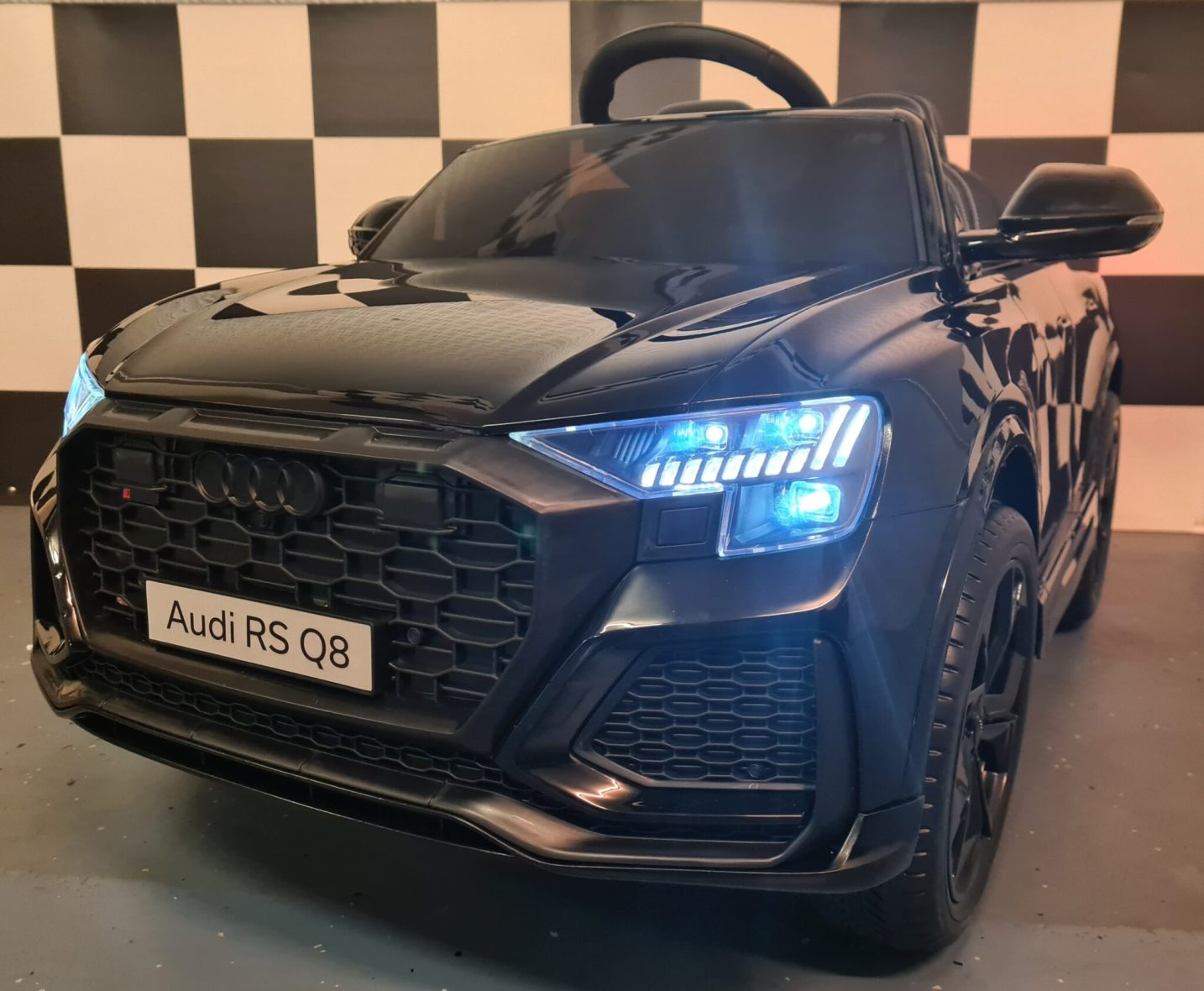 Audi Q8 Electric Children’s Car Metallic Black