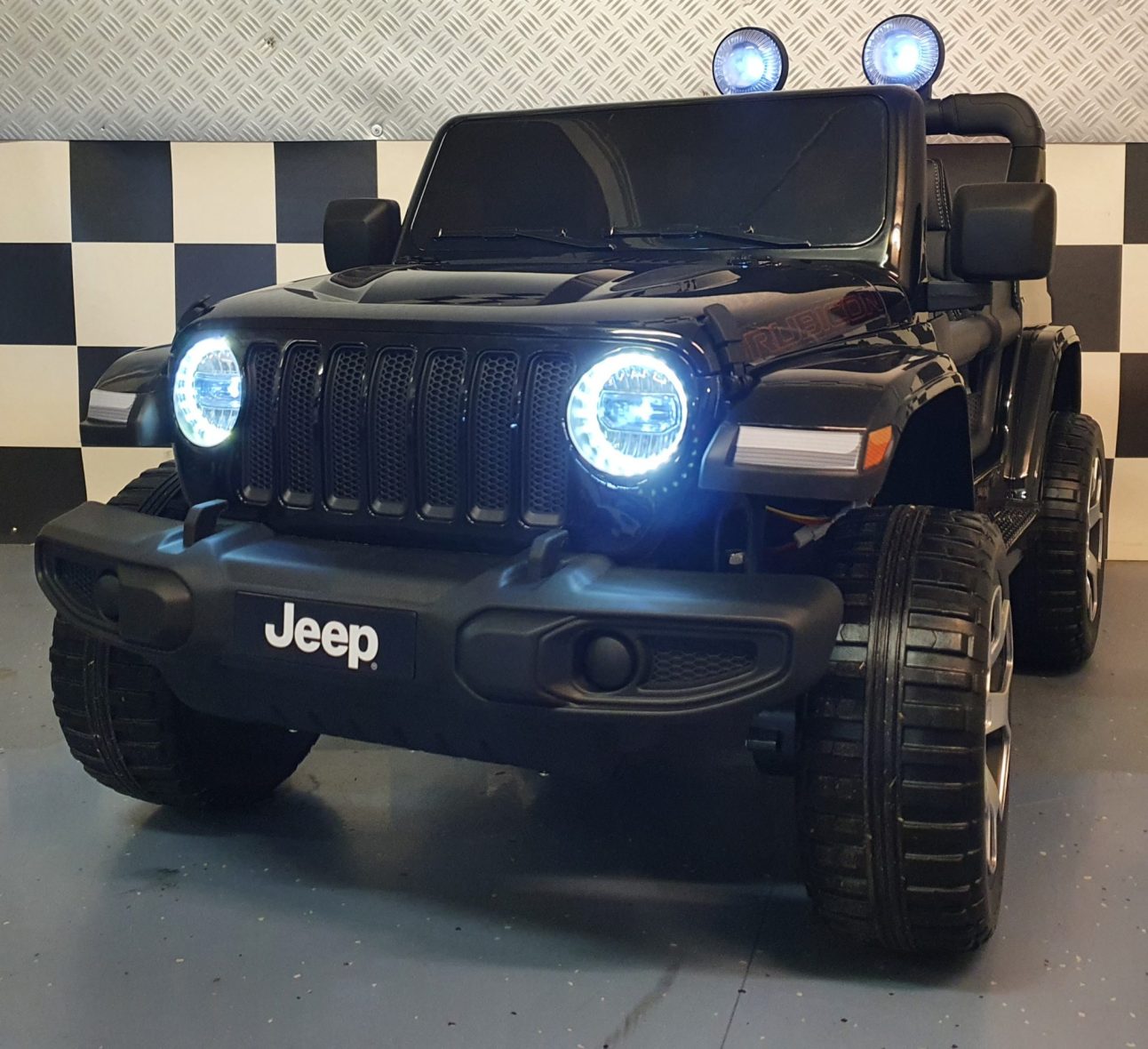Jeep Wrangler Battery Children’s Car 12 Volt 4 Wheel Drive Remote Control Black