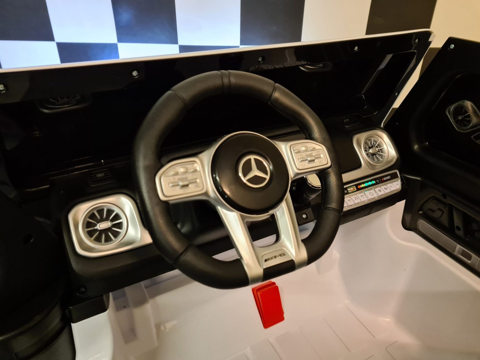 Mercedes-G63-2-persoons-elektrische-kinderauto