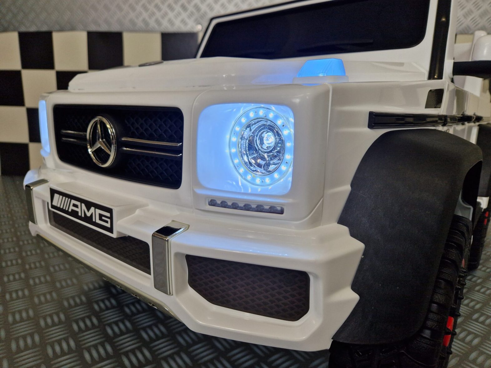 Mercedes-G63-accu-kinderauto