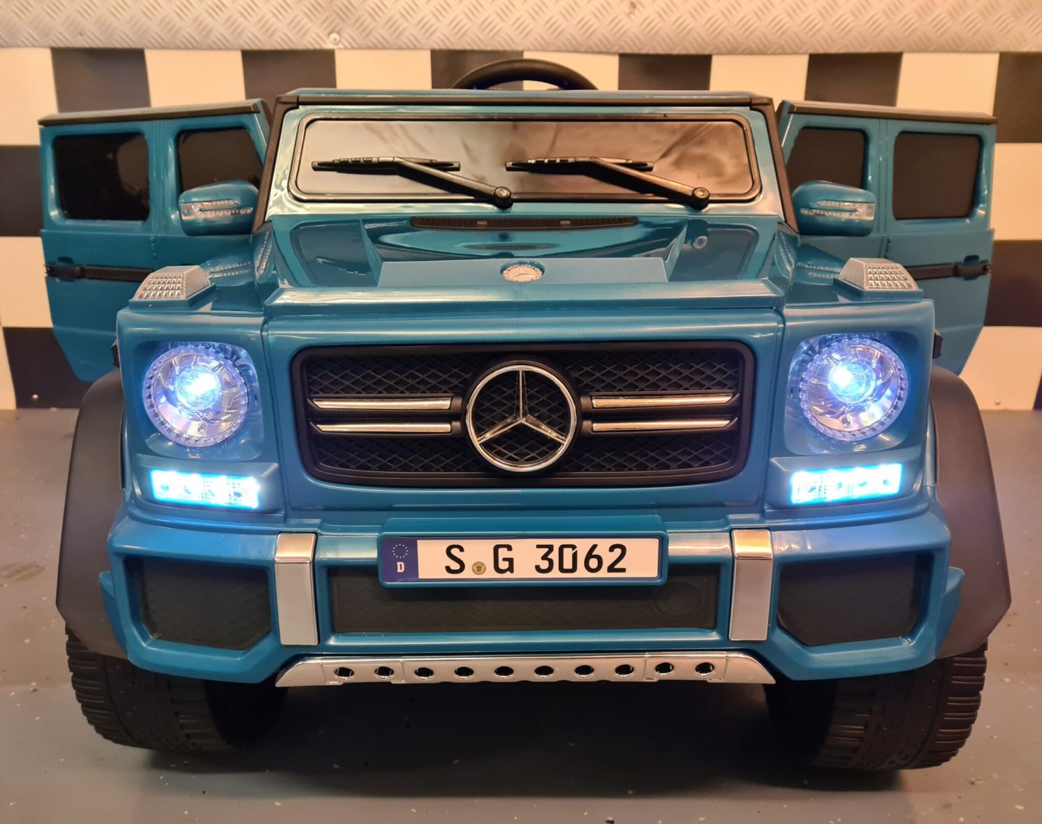 Mercedes-maybach-elektrische-kinderauto