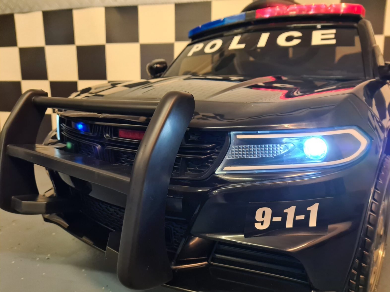 Politie-elektrische-speelgoedauto