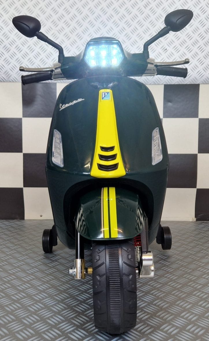 Vespa-sprint-accu-kinderscooter