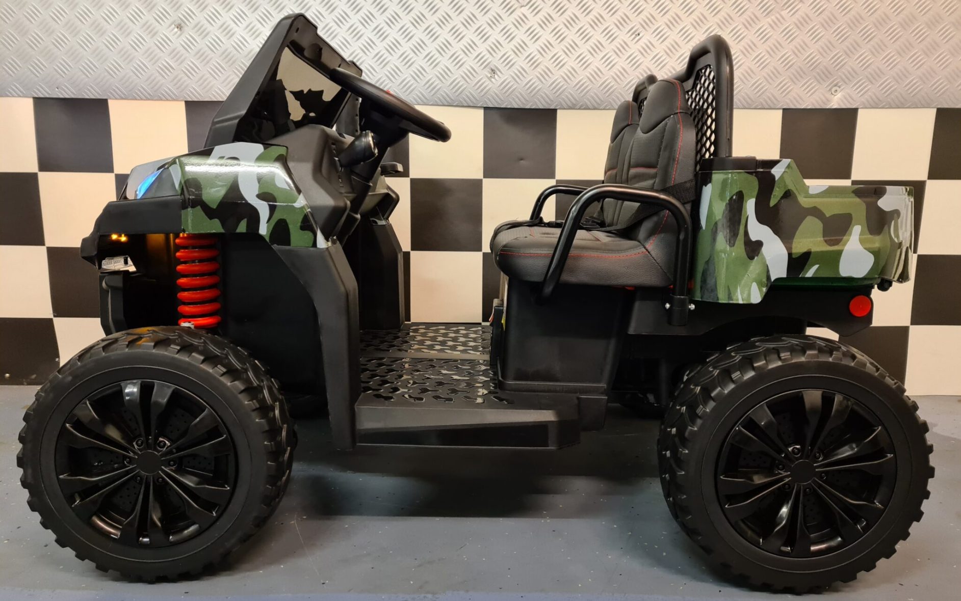 accu-kinder-jeep-Gator-4×4-1