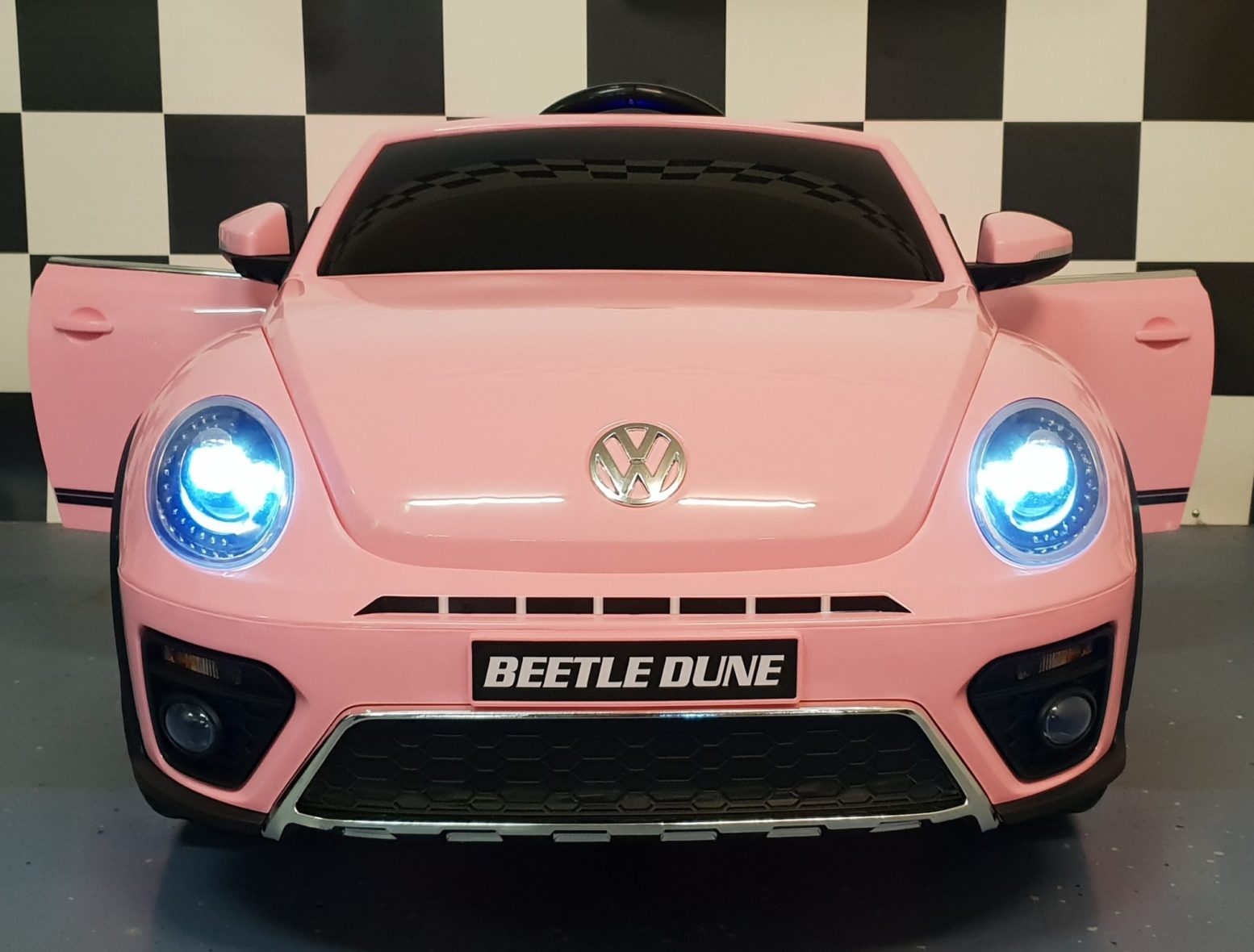 beetle-kinderauto-roze