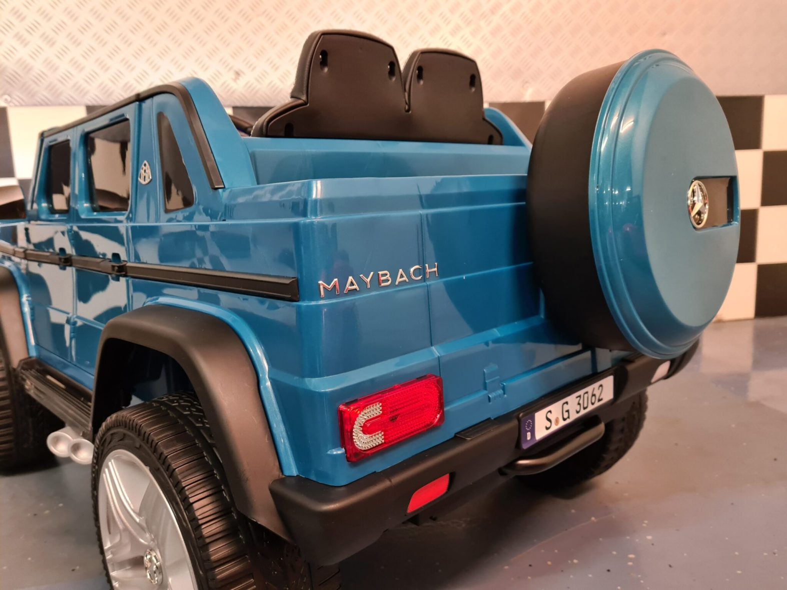 elektrische-auto-kind-Mercedes-Maybach
