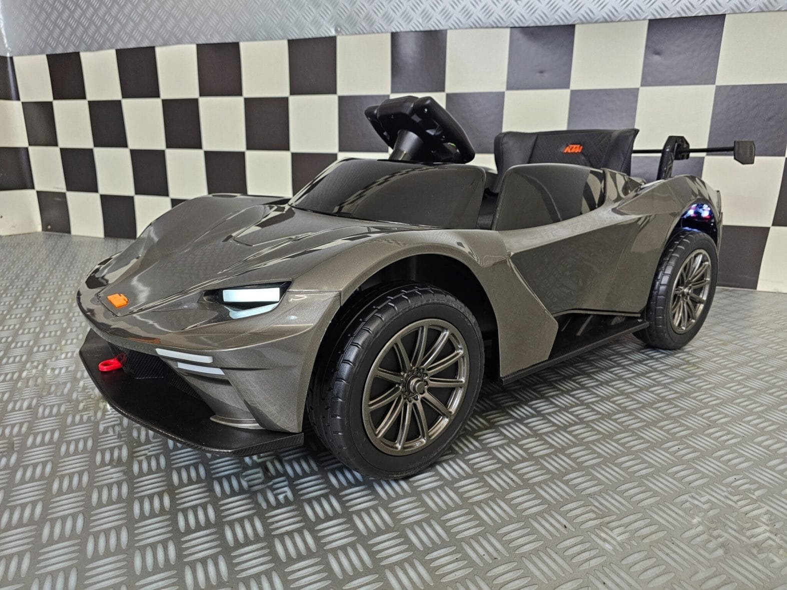 Kinderauto-KTM-X-Bow-