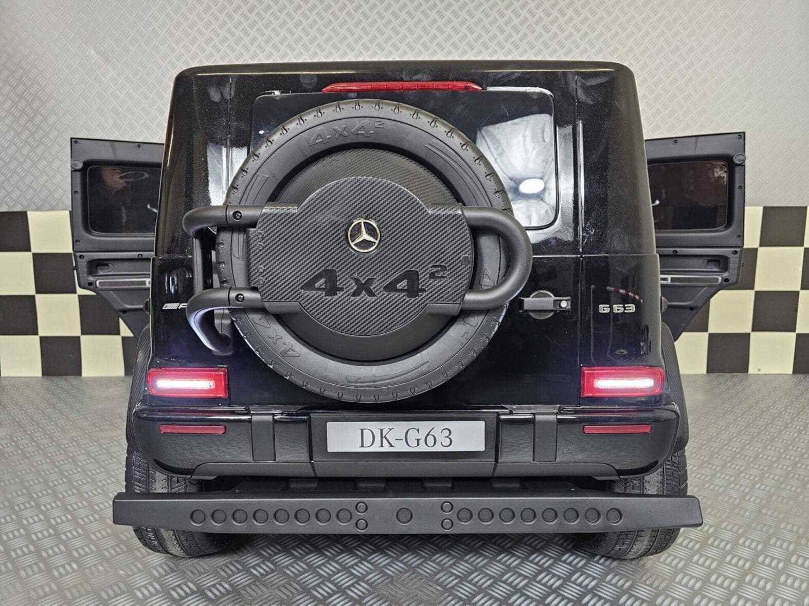 Mercedes G63 AMG 24V Electric Car for Kids (15)