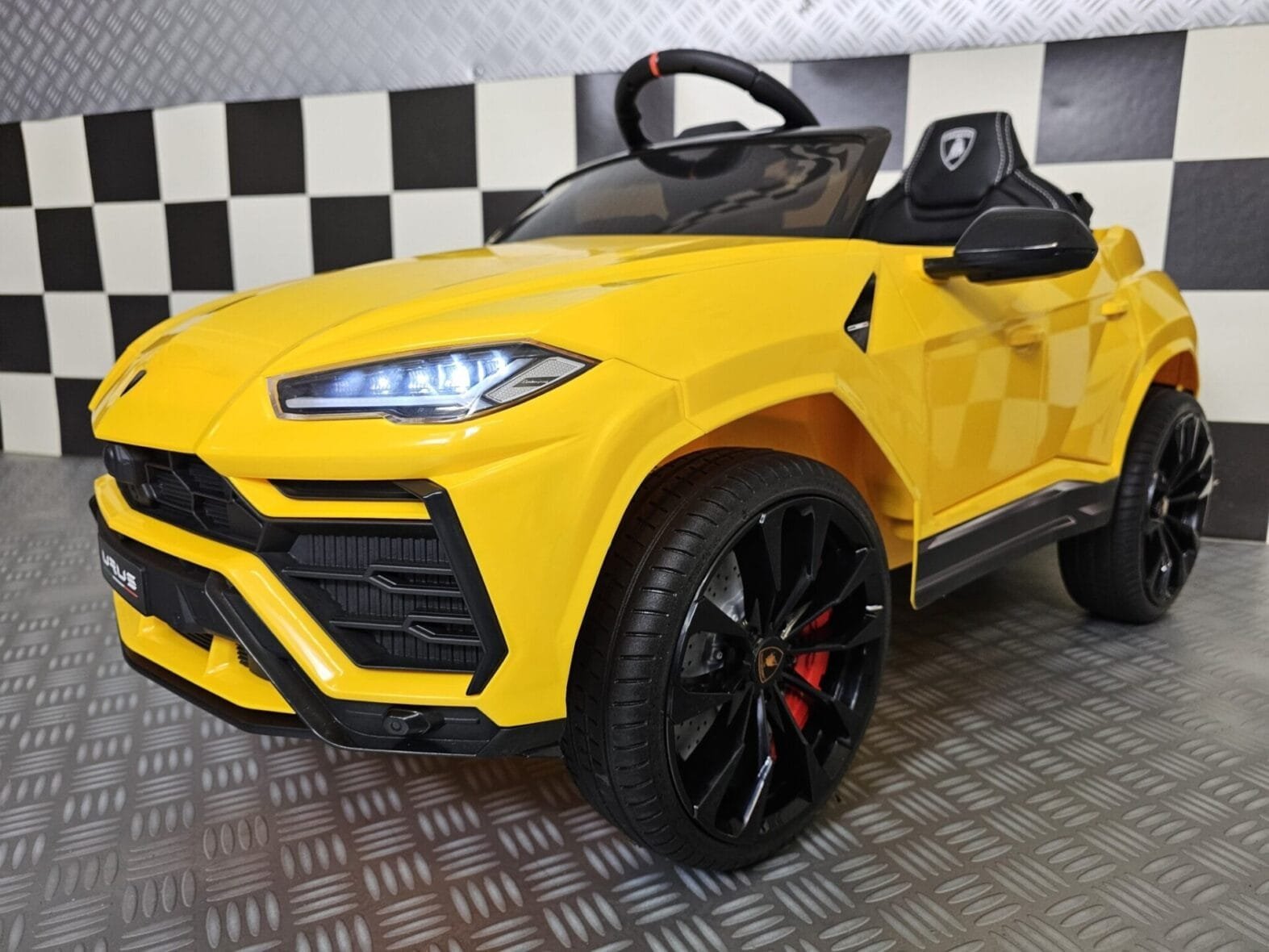 Kids Electric Lamborghini Urus – 12V Yellow Ride-On with Remote Control and Soft Start