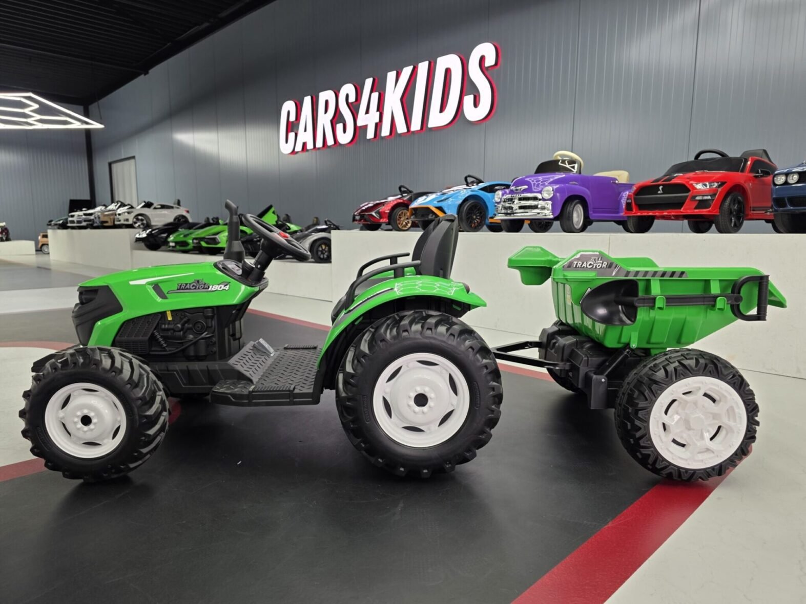 Children’s tractor 24 volt with trailer RC – Gallery Image