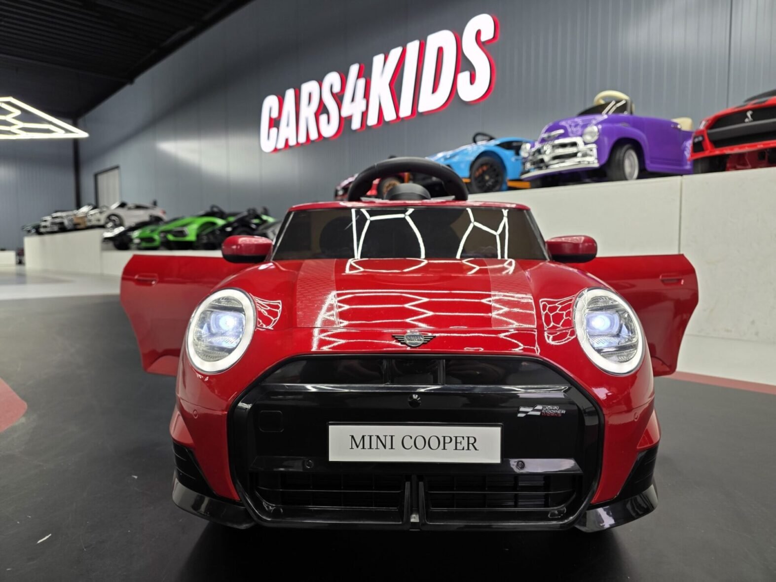 Children’s car Mini Cooper S 12 volt metallic red – Gallery Image