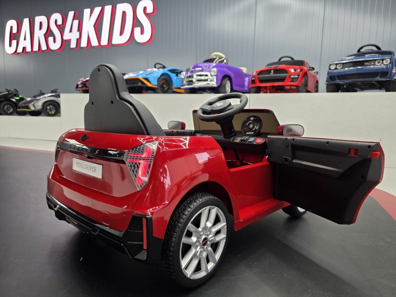 Children’s car Mini Cooper S 12 volt metallic red – Gallery Image