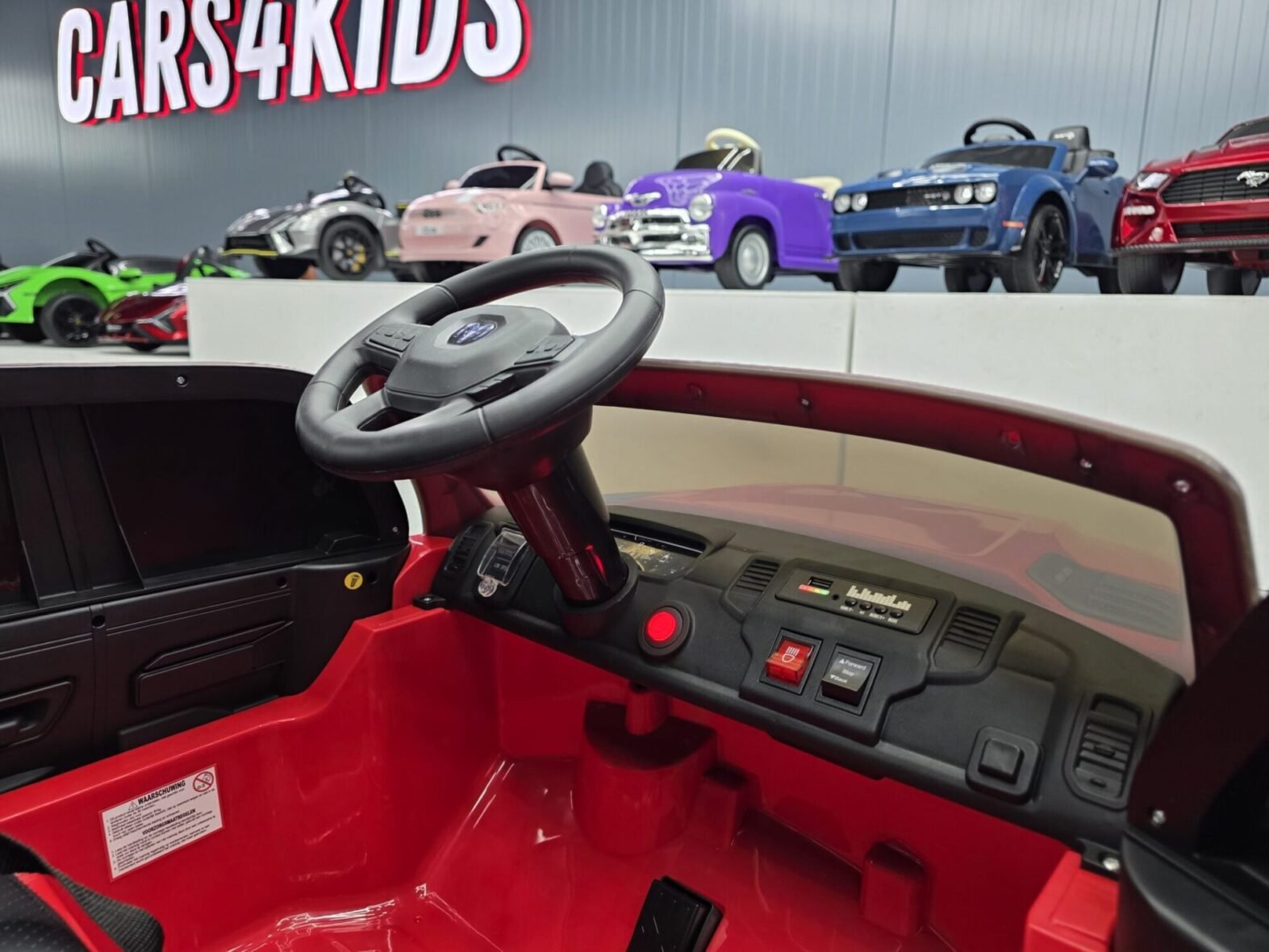 EVA rubber tyres and suspension system on Dodge RAM kids truck