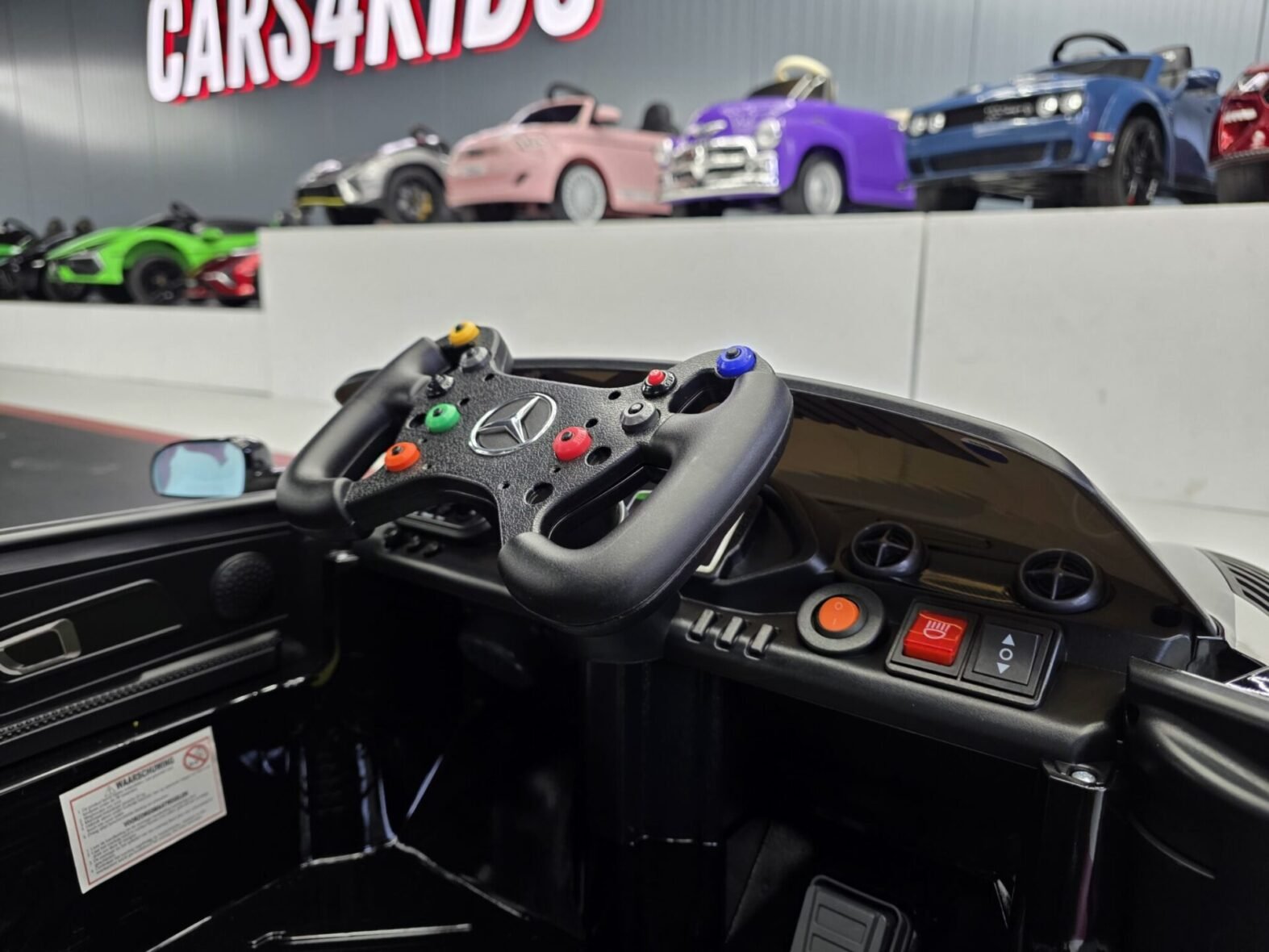 Mercedes GT3 AMG 12V car – child driving with remote control